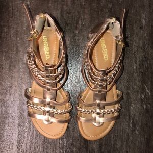 Rose Gold ‘UNR8ED’ Sandals